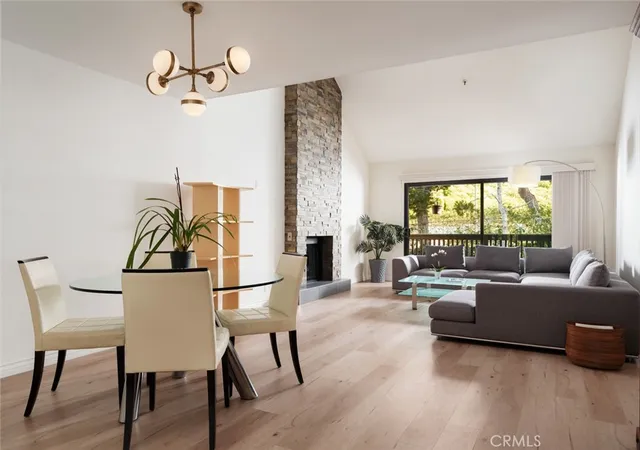 Photo 3 of Townhouse for sale at 2 Canyon Is, Newport Beach, CA 92660 | MLS# OC26195569 | Listing updated on 2026-09-14
