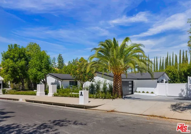 Photo 3 of Single family home for sale at 18057 Medley Dr, Encino, CA 91316 | MLS# 26984853 | Listing updated on 2026-09-16
