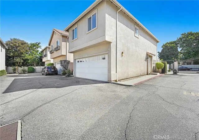 Condo for sale at 9315 Burnet Ave #117, North Hills, CA 91343 | MLS# SR26195721