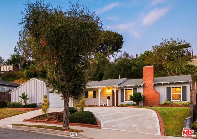 Photo 1 of Single family home for sale at 4550 S Mullen Ave, View Park, CA 90043 | MLS# 26985005 | Listing updated on 2026-09-15