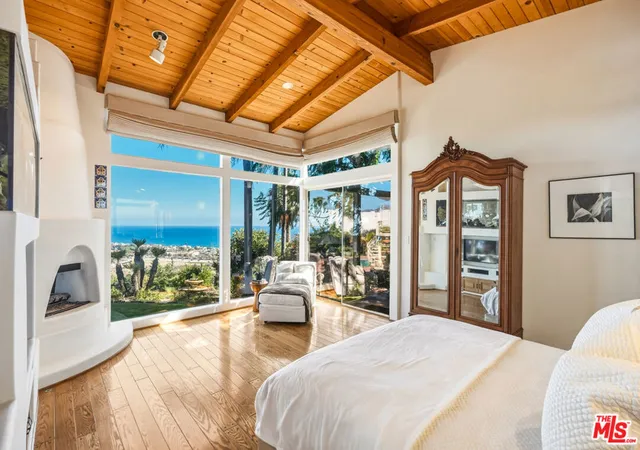 Photo 3 of Single family home for sale at 3400 Coast View Dr, Malibu, CA 90265 | MLS# 26970103 | Listing updated on 2026-09-15