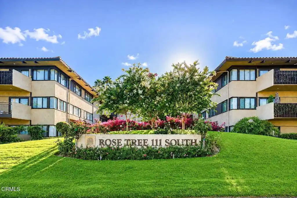 Listing Photo 1 - Condo for sale in 111 S Orange Grv Blvd located at 111 S Orange Grv Blvd, Pasadena, CA 91105 - Unit #105