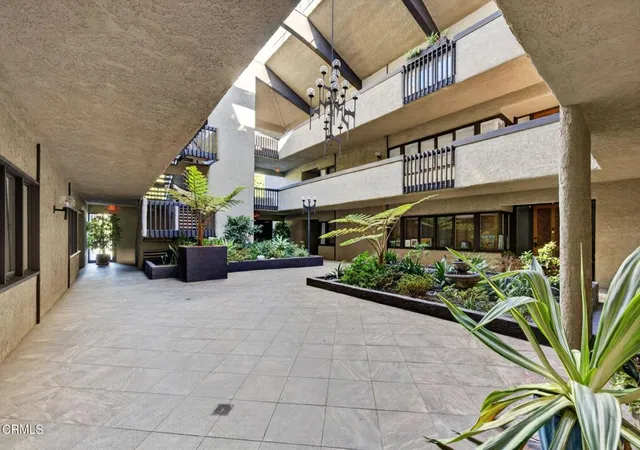 Photo 3 of Sale Pending at 111 S Orange Grv Blvd #105, Pasadena, CA 91105 | MLS# P1-28729 | Listing updated on 2026-09-24
