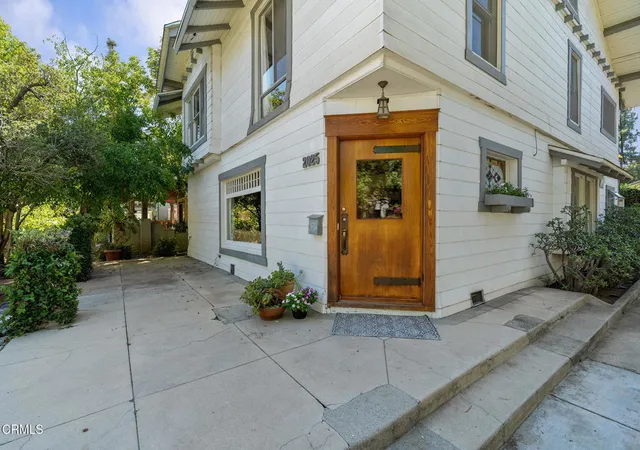 Photo 2 of Single family home for sale at 2025 La France Ave, South Pasadena, CA 91030 | MLS# P1-28730 | Listing updated on 2026-10-01