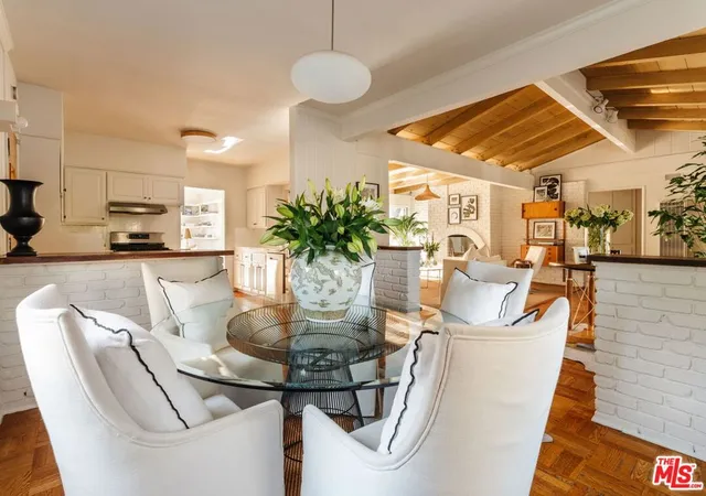 Photo 4 of Single family home for sale at 809 Broom Way, Los Angeles, CA 90049 | MLS# 26984865 | Listing updated on 2026-10-28