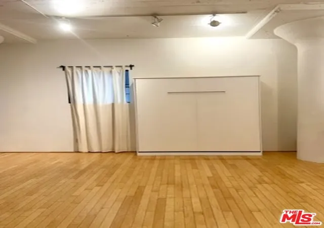 Photo 3 of Condo for sale at 420 S San Pedro St #231, Los Angeles, CA 90013 | MLS# 26984961 | Listing updated on 2026-09-15
