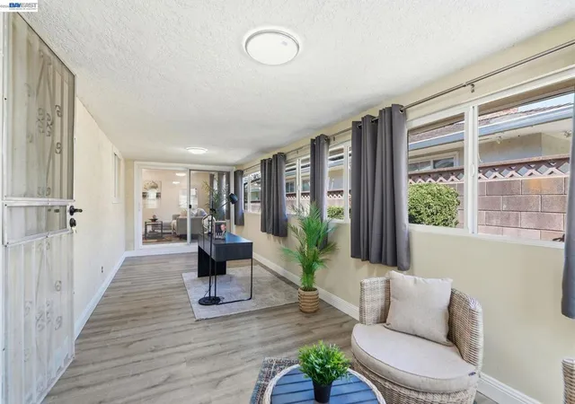 Photo 3 of Single family home for sale at 1204 Vistagrand Dr, San Leandro, CA 94577 | MLS# 41147417 | Listing updated on 2026-09-15