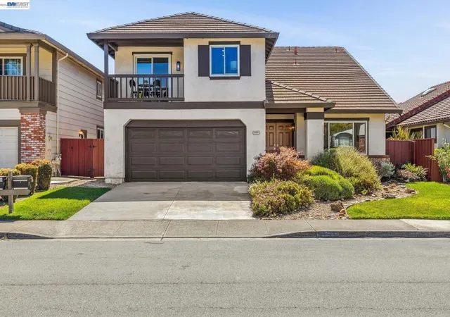 Photo 2 of Sale Pending at 19491 Edwin Markham, Castro Valley, CA 94552 | MLS# 41147427 | Listing updated on 2026-09-18