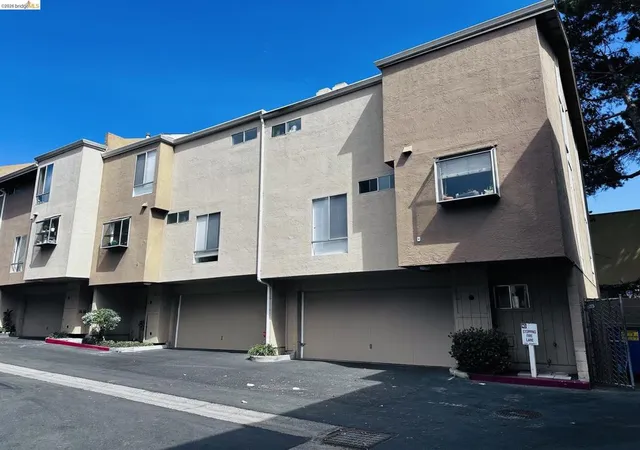 Photo 4 of Condo for sale at 2121 Vale Rd #50, San Pablo, CA 94806 | MLS# 41147436 | Listing updated on 2026-09-15