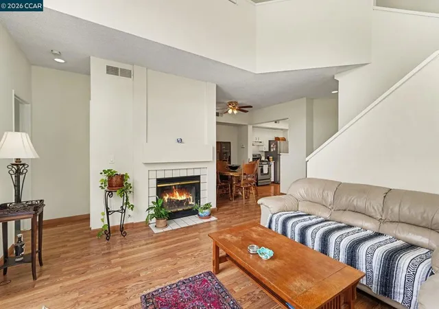Photo 4 of Sale Pending at 116 Whaler Cir, Hercules, CA 94547 | MLS# 41147443 | Listing updated on 2026-09-19