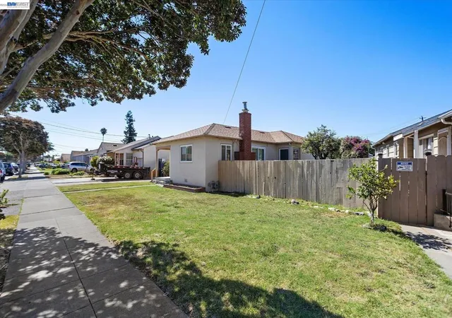 Photo 3 of Single family home for sale at 477 Cascade Rd, San Leandro, CA 94577 | MLS# 41147449 | Listing updated on 2026-09-15