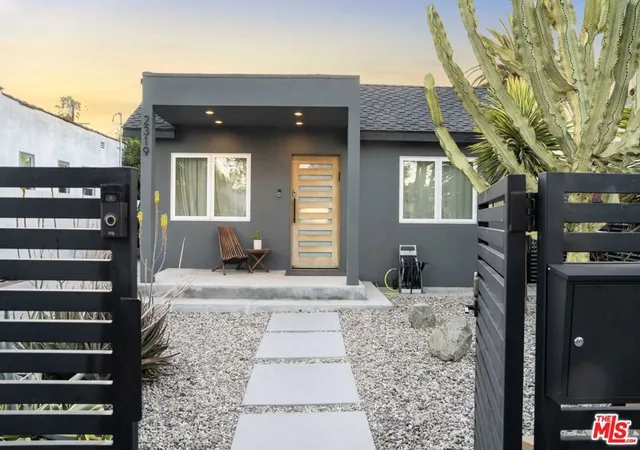 Photo 2 of Single family home for sale at 2319 S Cloverdale Ave, Los Angeles, CA 90016 | MLS# 26985257 | Listing updated on 2026-09-16