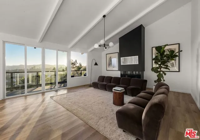 Photo 3 of Single family home for sale at 5690 Hl Oak Dr, Los Angeles, CA 90068 | MLS# 26985161 | Listing updated on 2026-09-16
