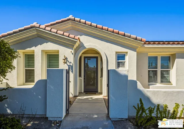 Photo 2 of Single family home for sale at 1420 Olga Way, Palm Springs, CA 92262 | MLS# 26981993PS | Listing updated on 2026-09-16