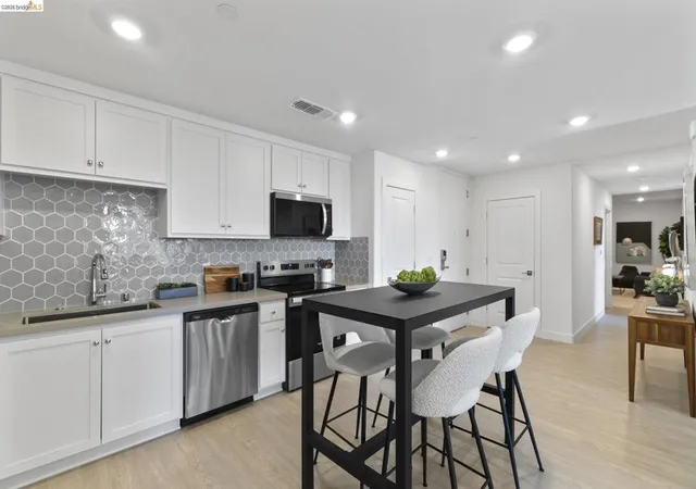 Photo 3 of Condo for sale at 500 Somi Ct #307, Hayward, CA 94544 | MLS# 41147458 | Listing updated on 2026-09-15