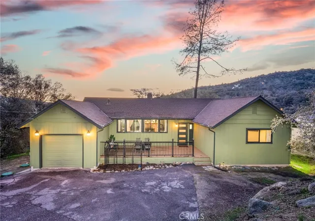Sale Pending at 42442 Buckeye, Oakhurst, CA 93644 | MLS# FR26196367 | Listing updated on 2026-09-15