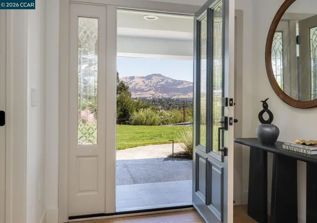 Photo 3 of Single family home for sale at 481 Montcrest Pl, Danville, CA 94526 | MLS# 41147460 | Listing updated on 2026-09-15