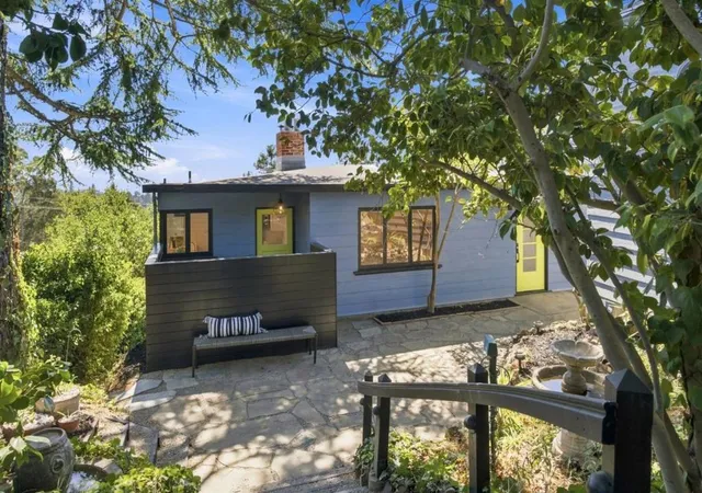 Photo 2 of Single family home for sale at 5915 Rincon Dr, Oakland, CA 94611 | MLS# ML82060380 | Listing updated on 2026-09-14