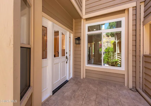 Photo 3 of Townhouse for sale at 32150 Cyn Ridge Dr, Westlake Village, CA 91361 | MLS# 226004273 | Listing updated on 2026-10-01