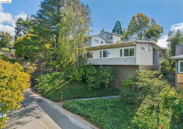 Photo 1 of Single family home for sale at 1024 Overlook Rd, Berkeley, CA 94708 | MLS# 41147484 | Listing updated on 2026-09-16