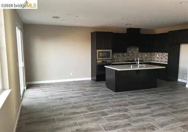 Photo 2 of Single family home for sale at 737 Jennifer St, Brentwood, CA 94513 | MLS# 41147486 | Listing updated on 2026-09-15