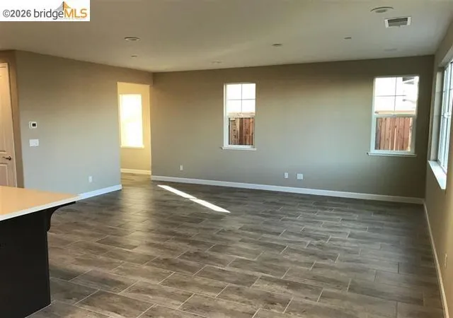 Photo 4 of Single family home for sale at 737 Jennifer St, Brentwood, CA 94513 | MLS# 41147486 | Listing updated on 2026-09-15