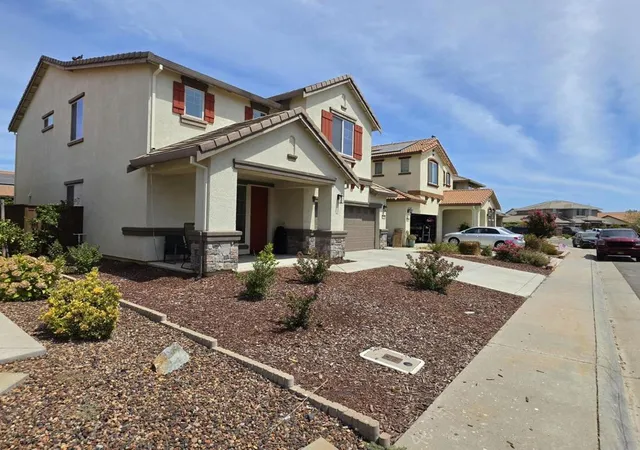 Photo 2 of Single family home for sale at 12571 Aviston Way, Rancho Cordova, CA 95742 | MLS# ML82060400 | Listing updated on 2026-09-15