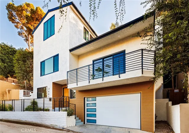 Photo 2 of Single family home for sale at 2441 Lyric Ave, Los Angeles, CA 90027 | MLS# AR26196387 | Listing updated on 2026-09-15