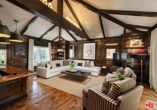 Photo 4 of Single family home for sale at 160 Bronwood Ave, Los Angeles, CA 90049 | MLS# 26985357 | Listing updated on 2026-09-16