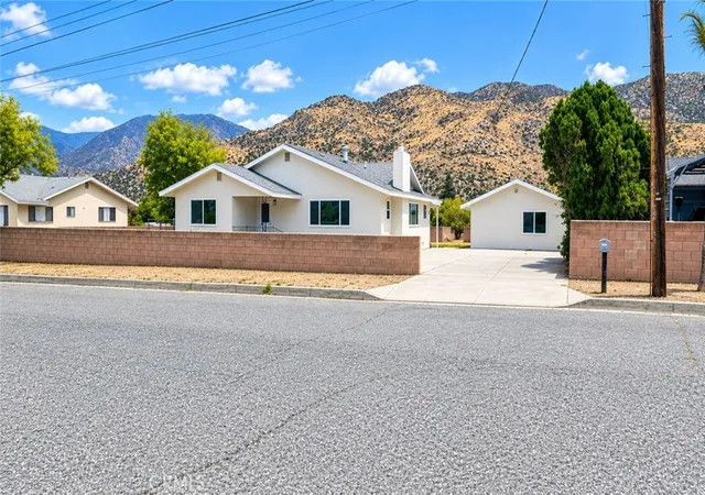 Photo 1 of Single family home for sale at 488 E Victory, Banning, CA 92220 | MLS# IV26196286 | Listing updated on 2026-09-15