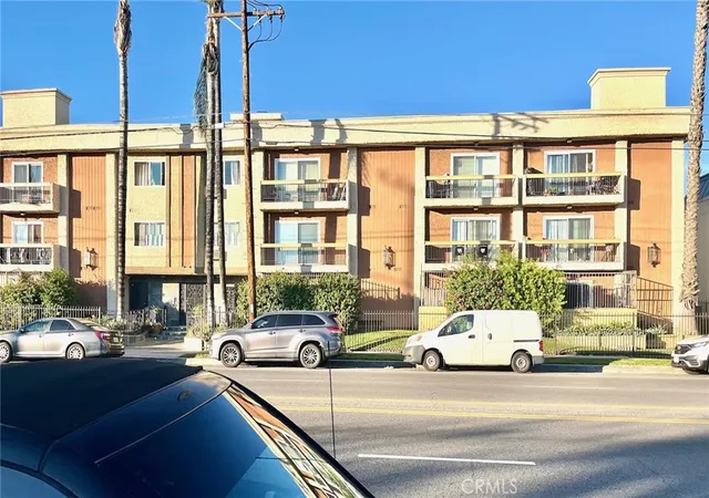 Photo 1 of Sale Pending at 20327 Saticoy #304, Winnetka, CA 91306 | MLS# SR26196800 | Listing updated on 2026-09-14