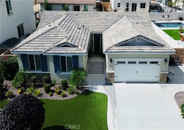 Photo 2 of Sale Pending at 34471 Silky Dogwood, Winchester, CA 92596 | MLS# SW26195673 | Listing updated on 2026-09-15