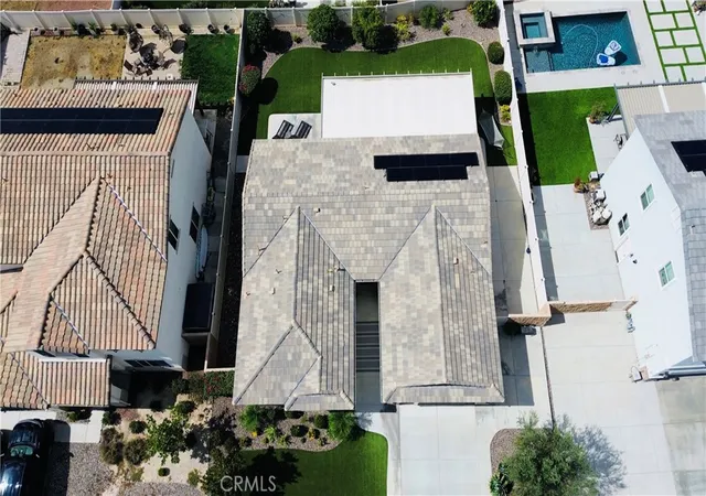 Photo 3 of Sale Pending at 34471 Silky Dogwood, Winchester, CA 92596 | MLS# SW26195673 | Listing updated on 2026-09-15