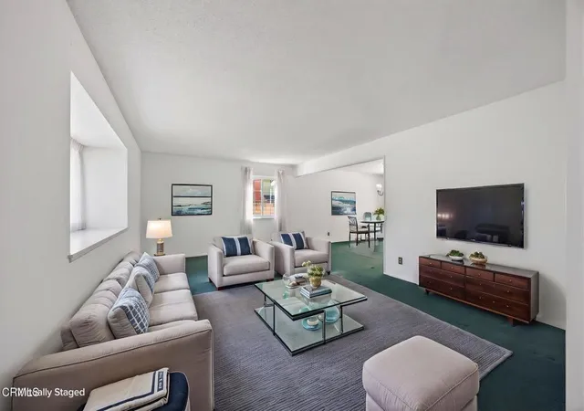Photo 3 of Single family home for sale at 1594 Hobart Dr, Camarillo, CA 93010 | MLS# V1-38621 | Listing updated on 2026-09-15