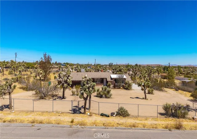 Photo 3 of Single family home for sale at 58662 Buena Vista Dr, Yucca Valley, CA 92284 | MLS# JT26196325 | Listing updated on 2026-09-14