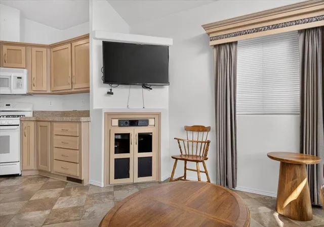 Photo 4 of Manufactured home for sale at 835 Kimball Ave #2, Seaside, CA 93955 | MLS# ML82060433 | Listing updated on 2026-09-14