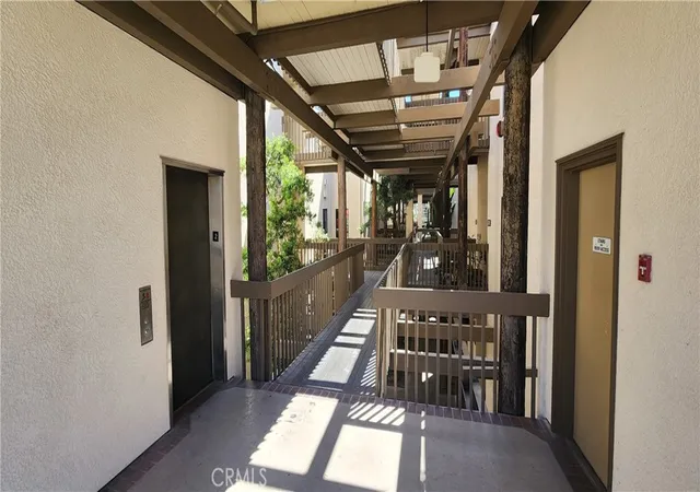 Listing Photo 5 - Condo for sale in building located at 5216 Marina Pacifica S, Long Beach, CA 90803