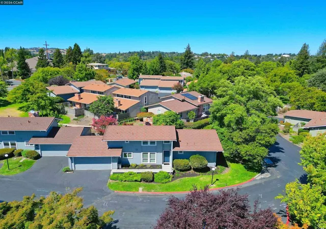 Photo 1 of Townhouse for sale at 48 Rolling Green Cir, Pleasant Hill, CA 94523 | MLS# 41147513 | Listing updated on 2026-09-15