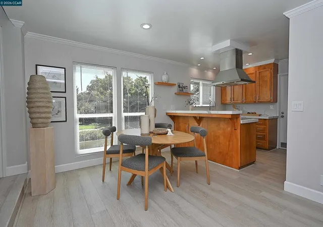 Photo 4 of Townhouse for sale at 48 Rolling Green Cir, Pleasant Hill, CA 94523 | MLS# 41147513 | Listing updated on 2026-09-15