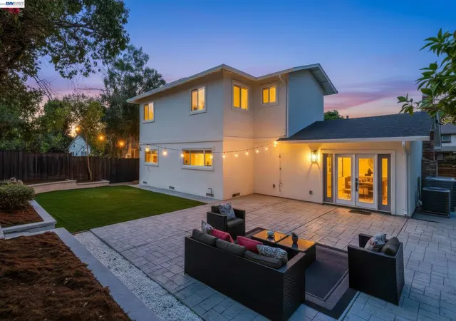 Photo 2 of Single family home for sale at 5290 Crestline Way, Pleasanton, CA 94566 | MLS# 41147517 | Listing updated on 2026-09-15