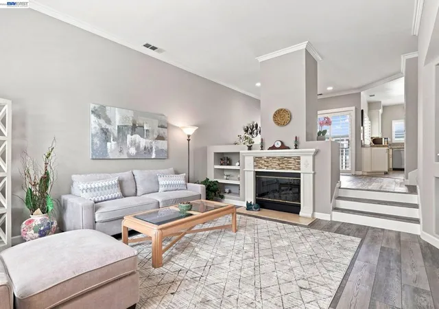 Photo 3 of Townhouse for sale at 3423 Ellery Cmn, Fremont, CA 94538 | MLS# 41147522 | Listing updated on 2026-09-15