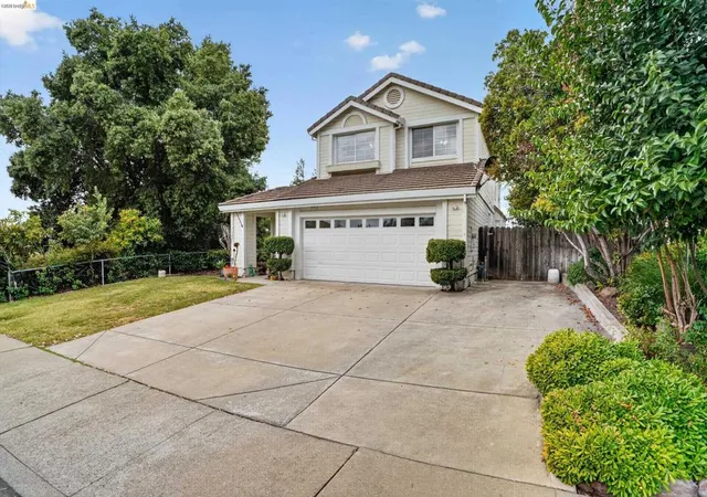 Photo 3 of Single family home for sale at 4148 Meadow Lake St, Antioch, CA 94531 | MLS# 41147523 | Listing updated on 2026-09-15