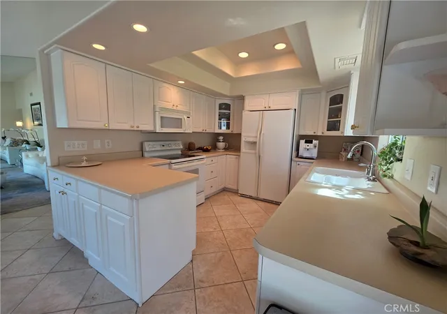 Photo 3 of Condo for sale at 45990 Highway 74, Palm Desert, CA 92260 | MLS# IV26197040 | Listing updated on 2026-09-14