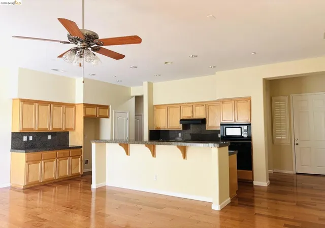 Photo 4 of Single family home for sale at 2440 Berkshire Ln, Brentwood, CA 94513 | MLS# 41147528 | Listing updated on 2026-09-15