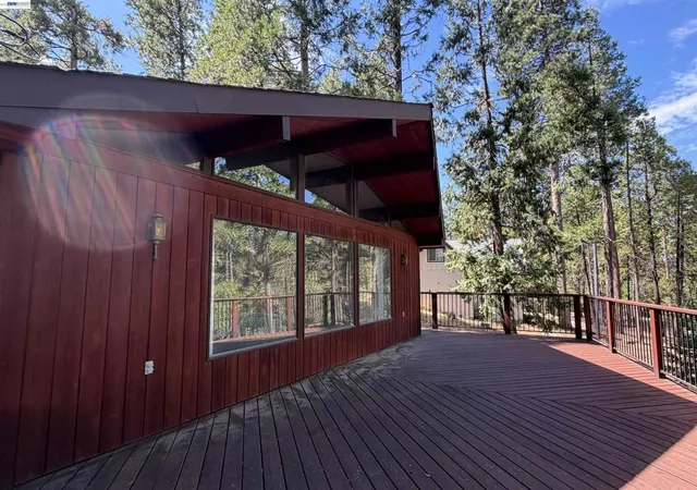 Photo 3 of Single family home for sale at 3311 Gold Hl Cir, Arnold, CA 95223 | MLS# 41147535 | Listing updated on 2026-09-15