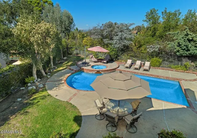 Photo 3 of Single family home for sale at 115 Los Padres Dr, Thousand Oaks, CA 91361 | MLS# 226004287 | Listing updated on 2026-10-02