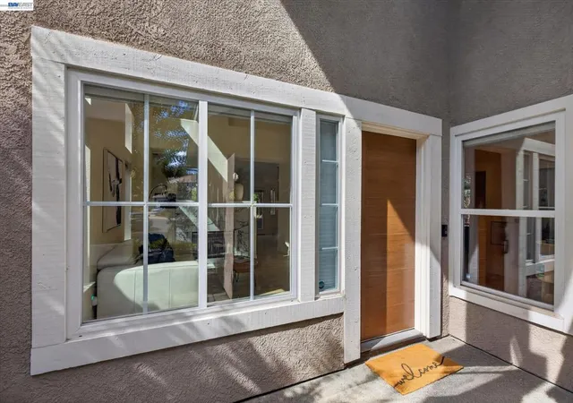 Photo 3 of Single family home for sale at 142 Blackstone Dr, Danville, CA 94506 | MLS# 41147562 | Listing updated on 2026-10-05