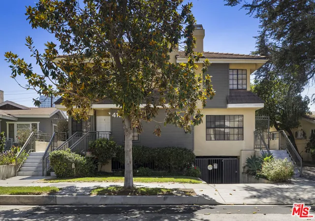 Photo 1 of Condo for sale at 412 W Dryden St #2, Glendale, CA 91202 | MLS# 26984981 | Listing updated on 2026-09-23