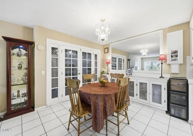 Listing Photo 5 - Condo for sale in building located at 1348 E Hillcrest Dr, Thousand Oaks, CA 91362 - Unit #53