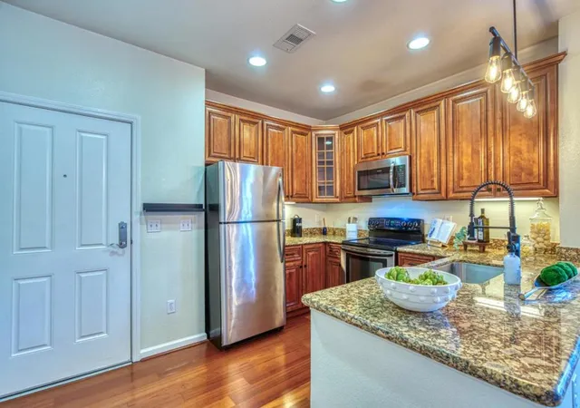 Photo 3 of Condo for sale at 1445 Fruitdale Ave #101, San Jose, CA 95128 | MLS# ML82060538 | Listing updated on 2026-09-15